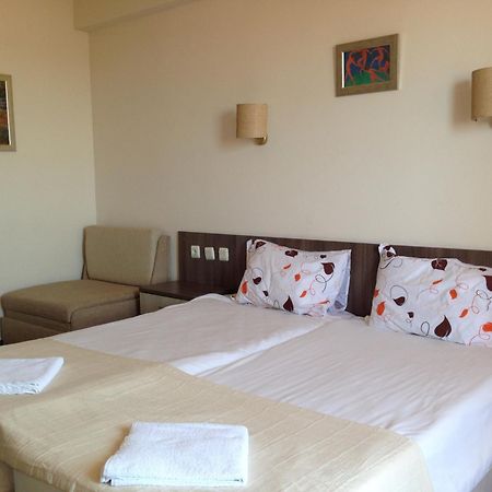 Hotel Laguna Lozenets Phòng bức ảnh